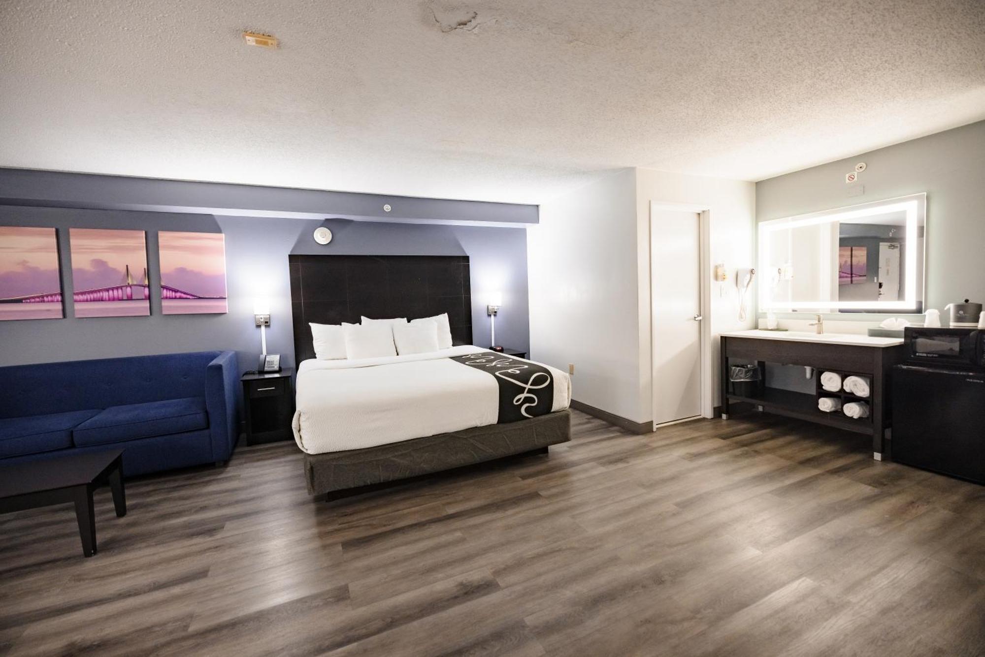 La Quinta Inn By Wyndham Tampa Near Busch Gardens Buitenkant foto